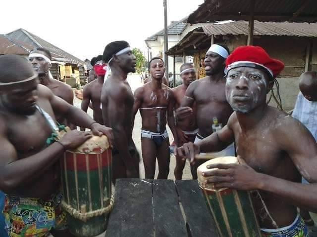 Bayelsa youths step out in warrior regalia as they protest against oil firm over alleged neglect of their community