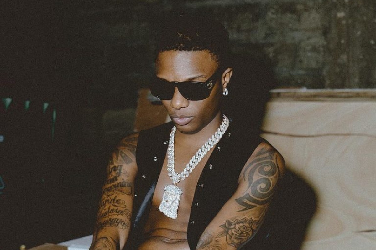 Wizkid Applauds His Manager, Sunday Are For ‘Holding Him Down’
